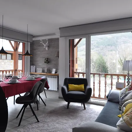 Appartement Up Benasque Flor De Nieve Extérieur photo